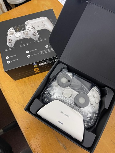 Manbaone gaming controller - manbaone,
